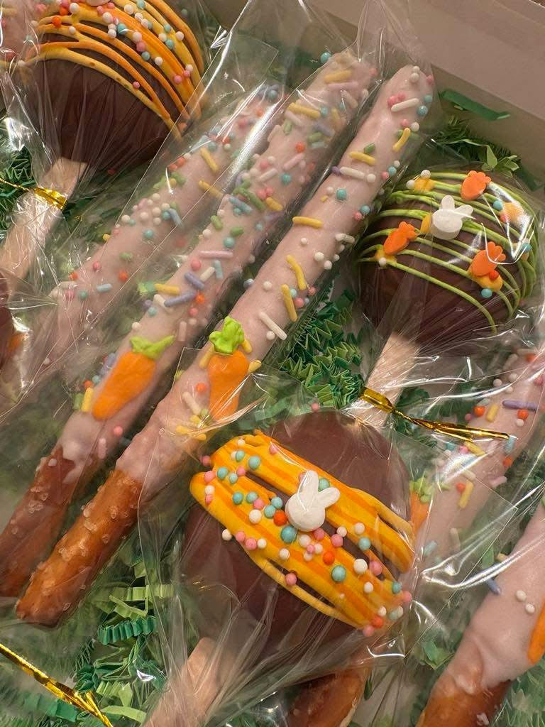 Chocolate Covered Pretzels Per dozen