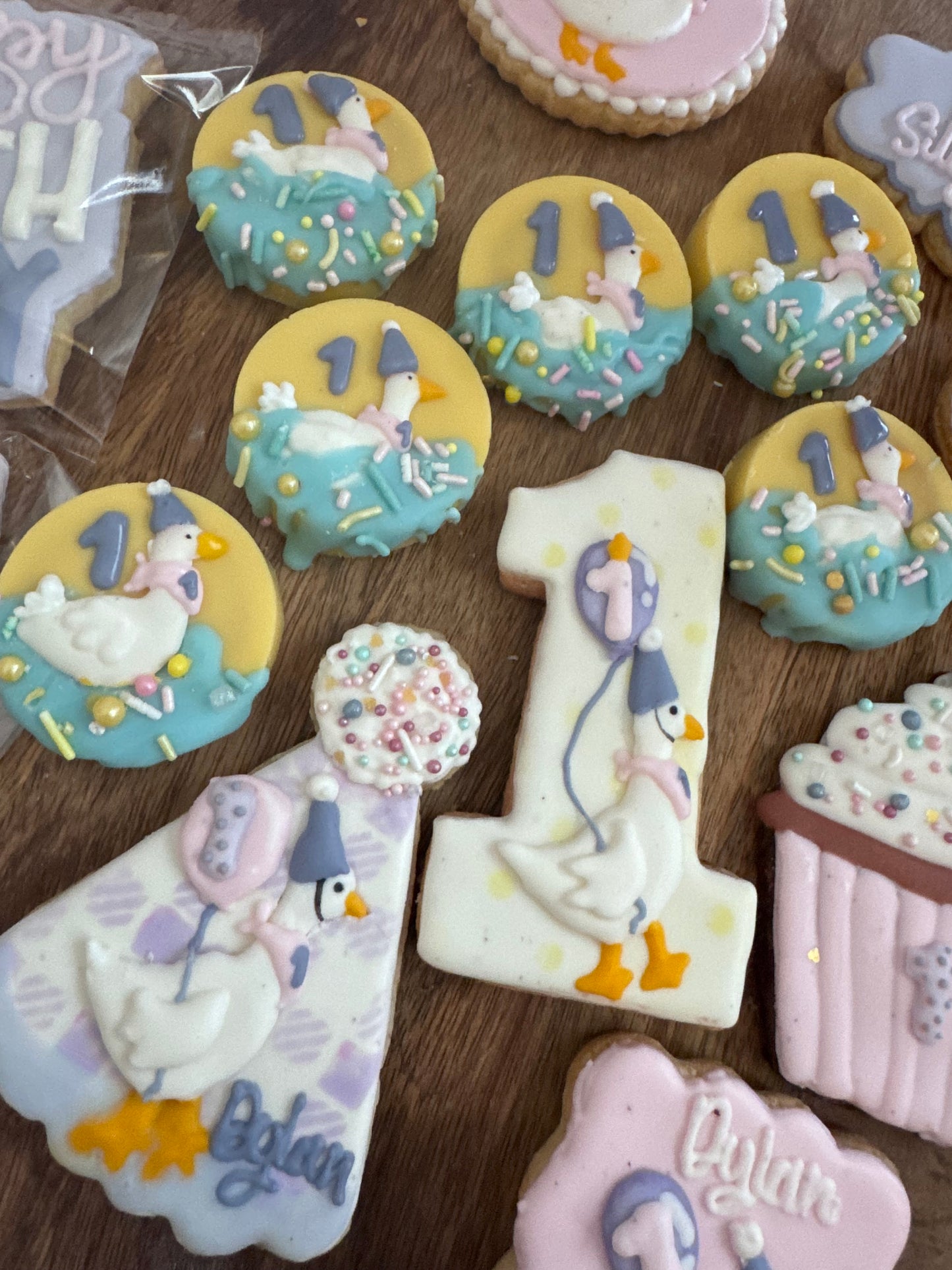 Chocolate Covered Oreos Per dozen