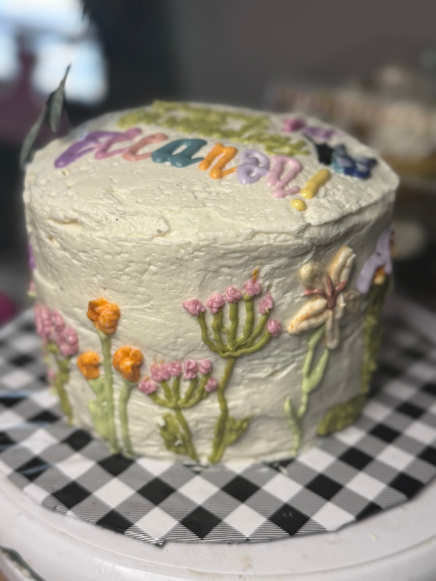 Buttercream 8-inch Round or Square Custom Cake
