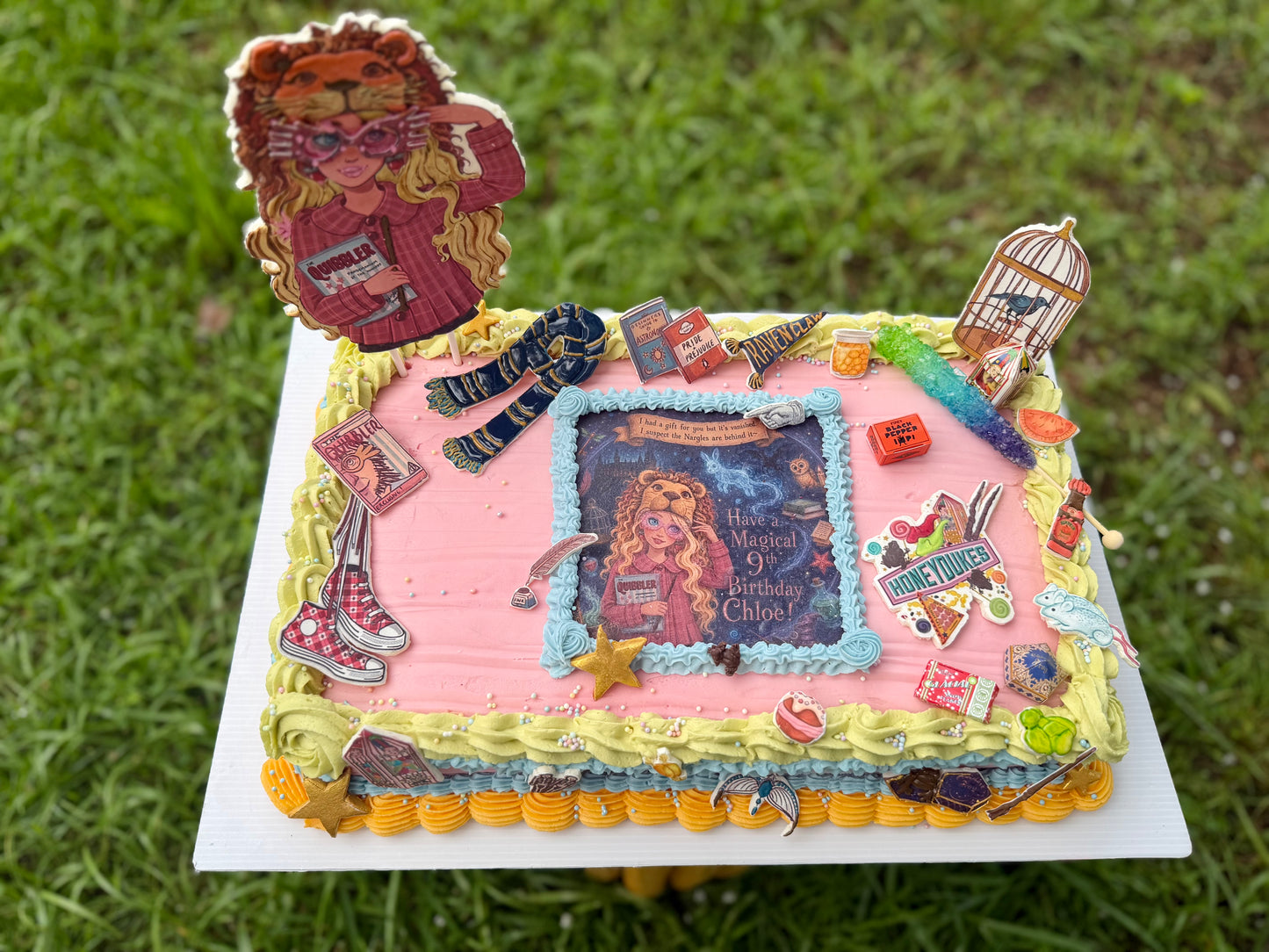 Buttercream One-Fourth (9”X13”) Decorated Sheet Cake